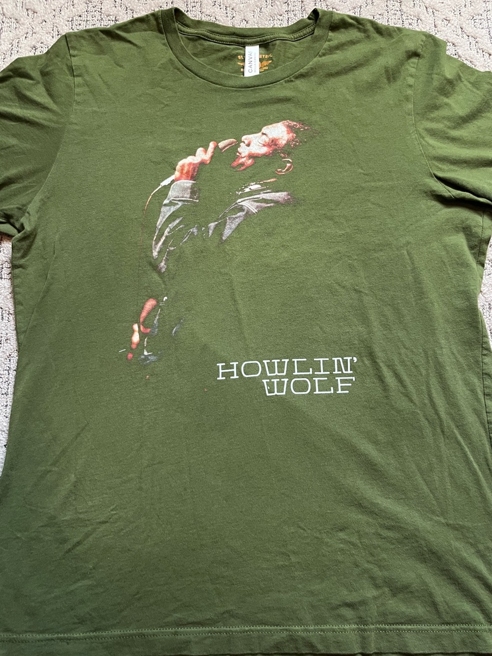 🎸 '21 Howlin' Wolf Musical Artist Unworn Green Soft Bluescentric Soul Tee
